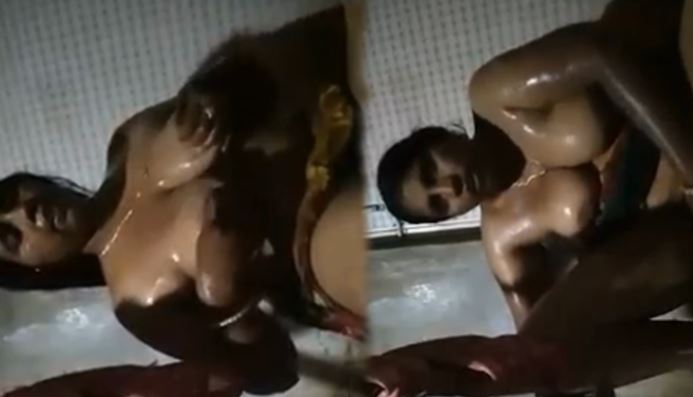 Bhabhi Nude Bath With Huge Boobs Flaunt