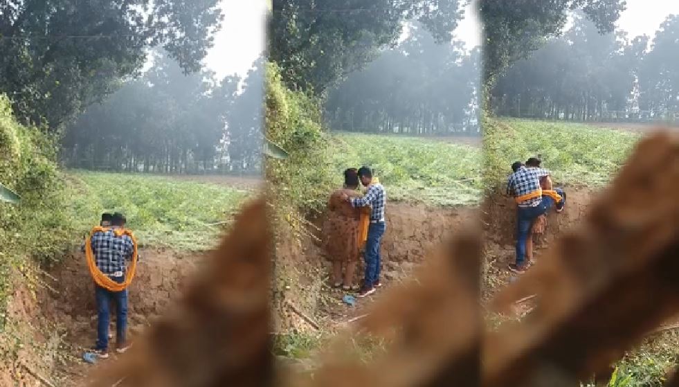 Hidden Cam Outdoor Sex Of Village Couple